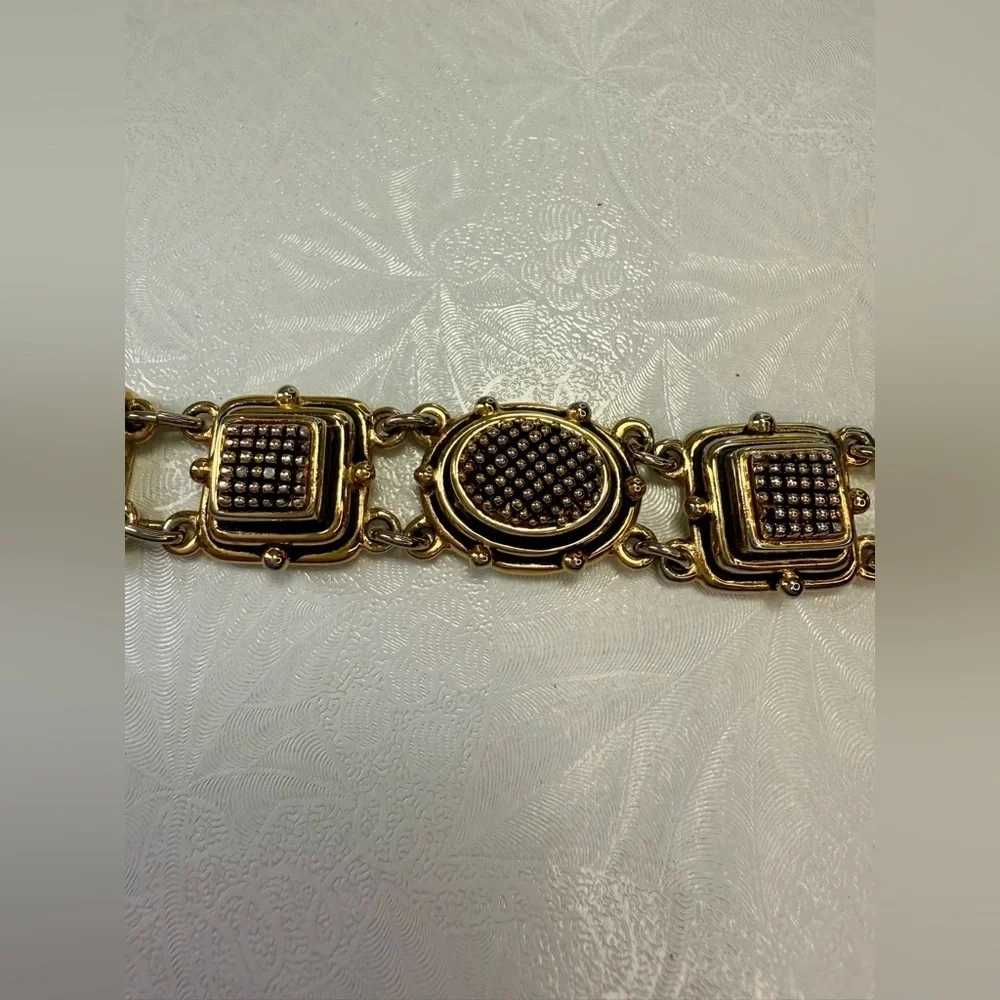 Vintage Gold and Pearl Bracelet‎
